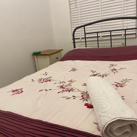London Rooms With Free Parking 134 Edgware Ngoại thất bức ảnh