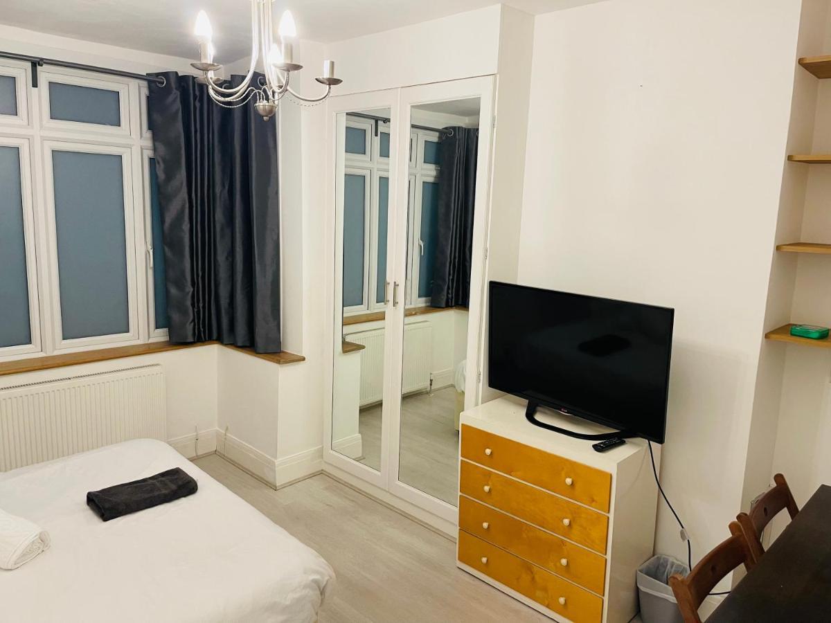 London Rooms With Free Parking 134 Edgware Ngoại thất bức ảnh
