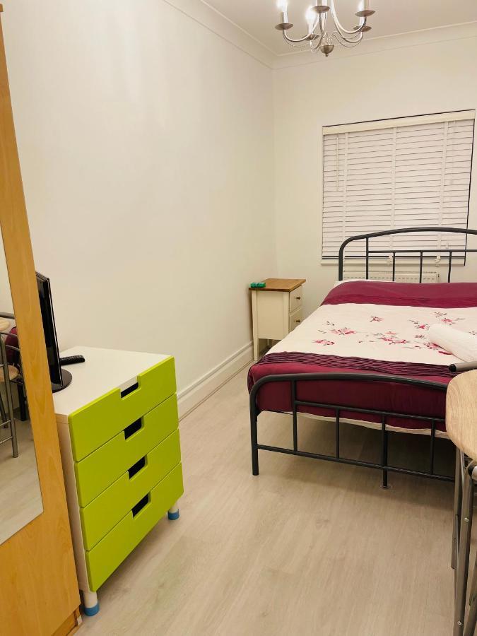 London Rooms With Free Parking 134 Edgware Ngoại thất bức ảnh