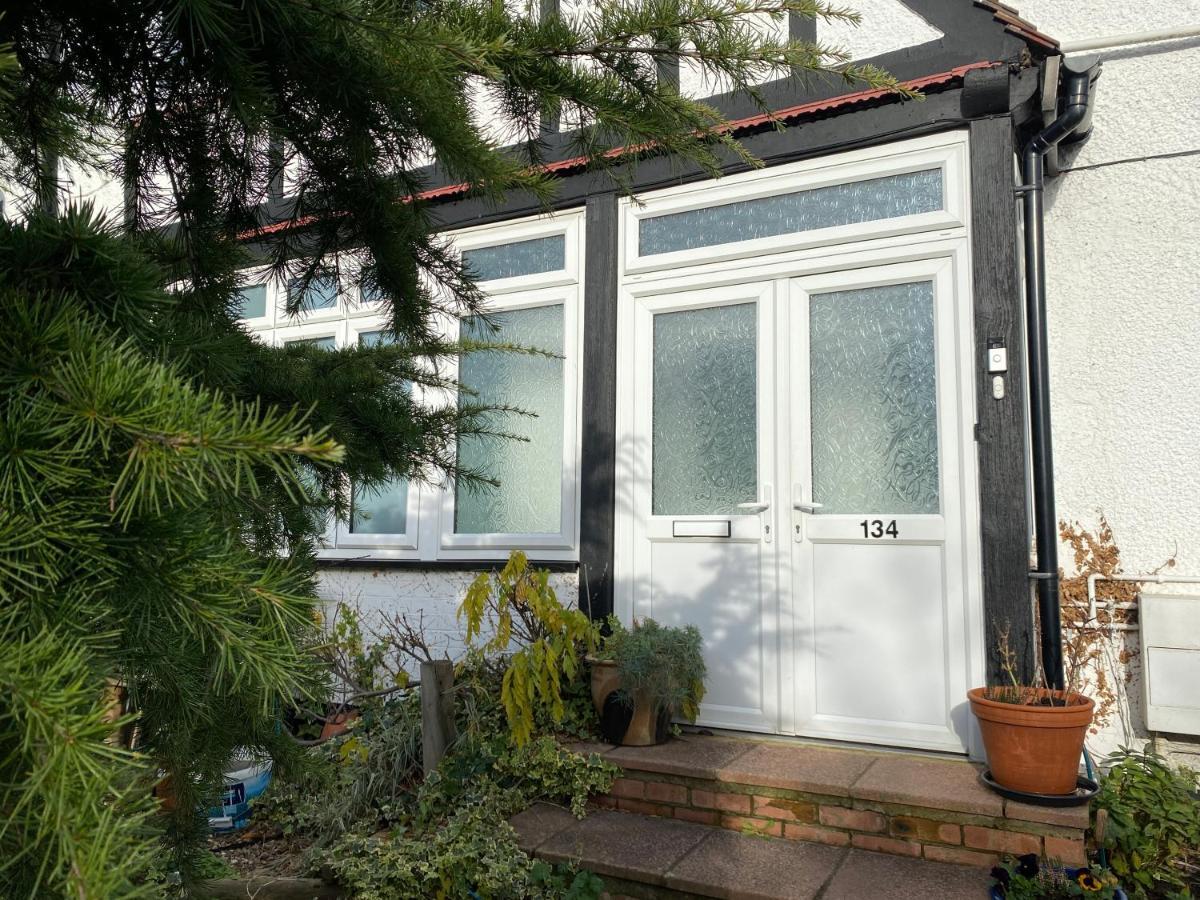 London Rooms With Free Parking 134 Edgware Ngoại thất bức ảnh